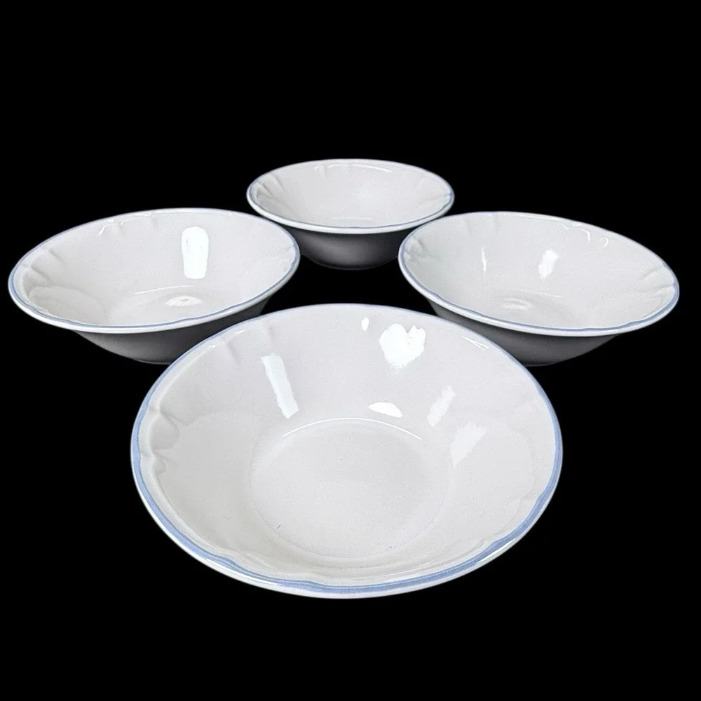 Floral Expressions Hearthside Blue Rim White‎ 5.5